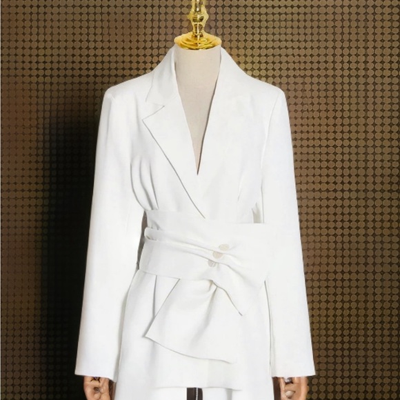 ZCRAVE MONTE Blazer w Corset Belt. Size Small. Fabulous 🤩 SALE PRICE firm! - Picture 2 of 14